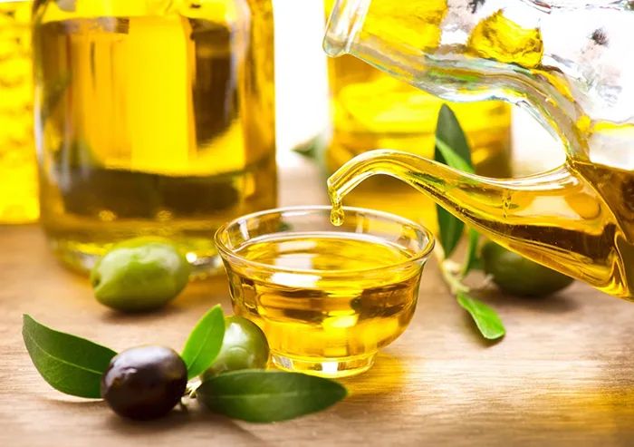 روغن زیتون کم بو یک لیتری