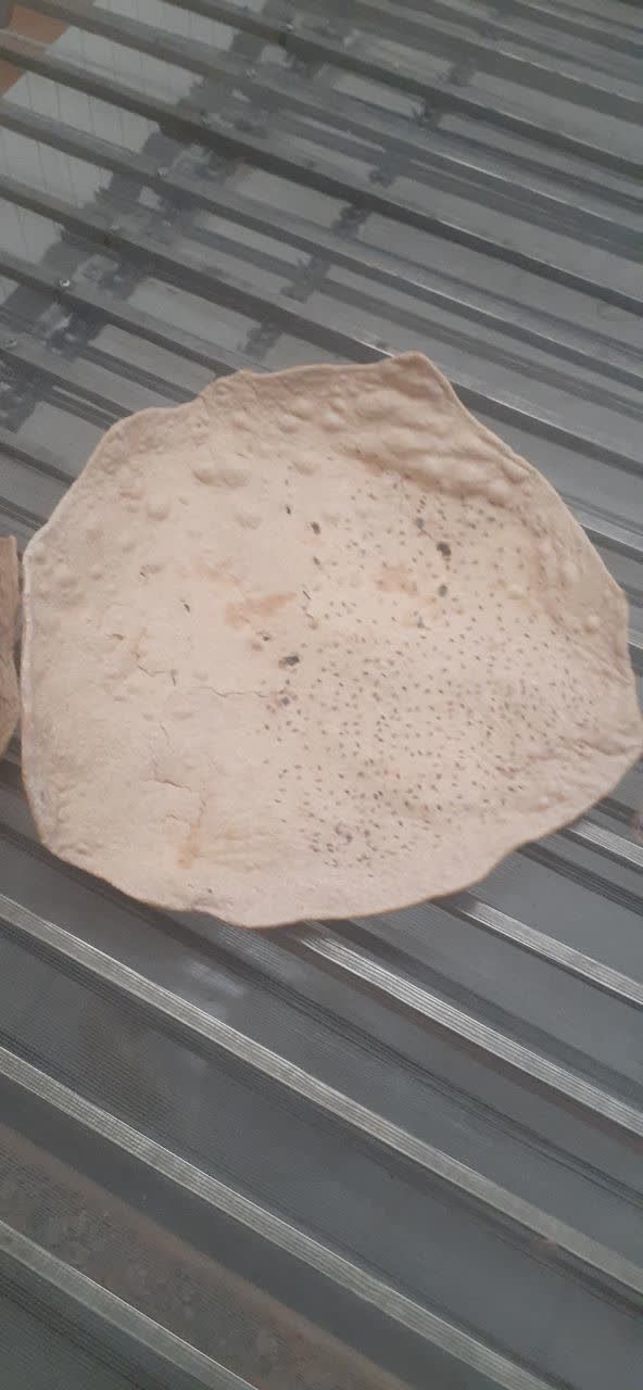 نان خشک ۶۰۰ گرمی