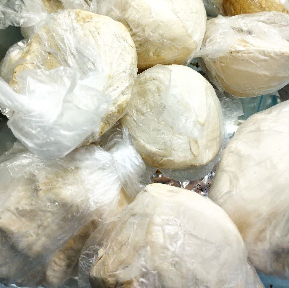 قره قروت محلی شیرین ۳۰۰ گرمی
